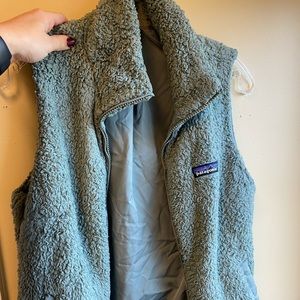 Patagonia vest- women’s medium